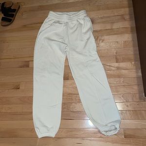 Nike tan loose fit sweatpants